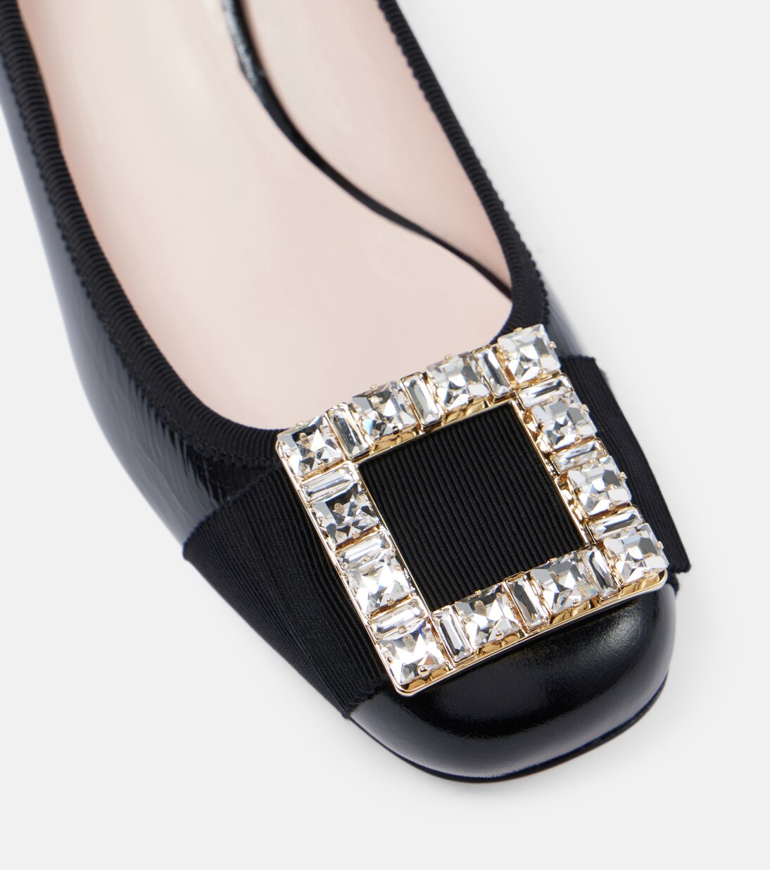 Très Vivier embellished patent leather pumps | Roger Vivier