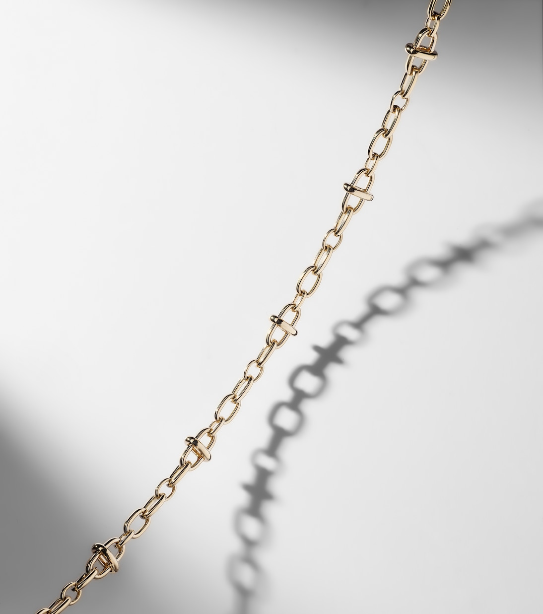 Iconica 18kt gold chain necklace | Pomellato