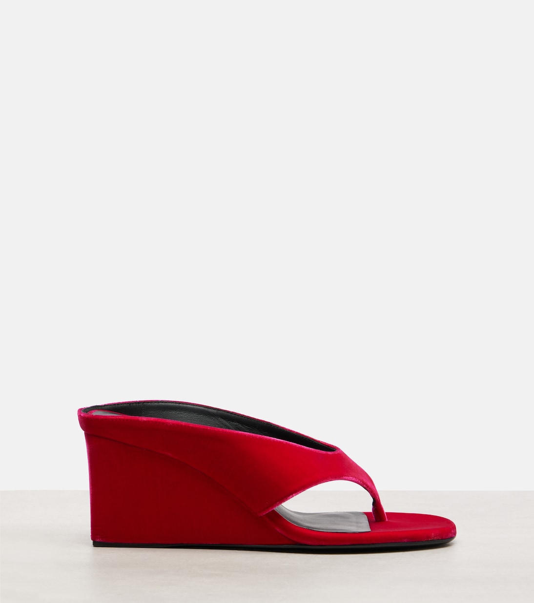 Cube 75 velvet wedge thong sandals | Alaïa