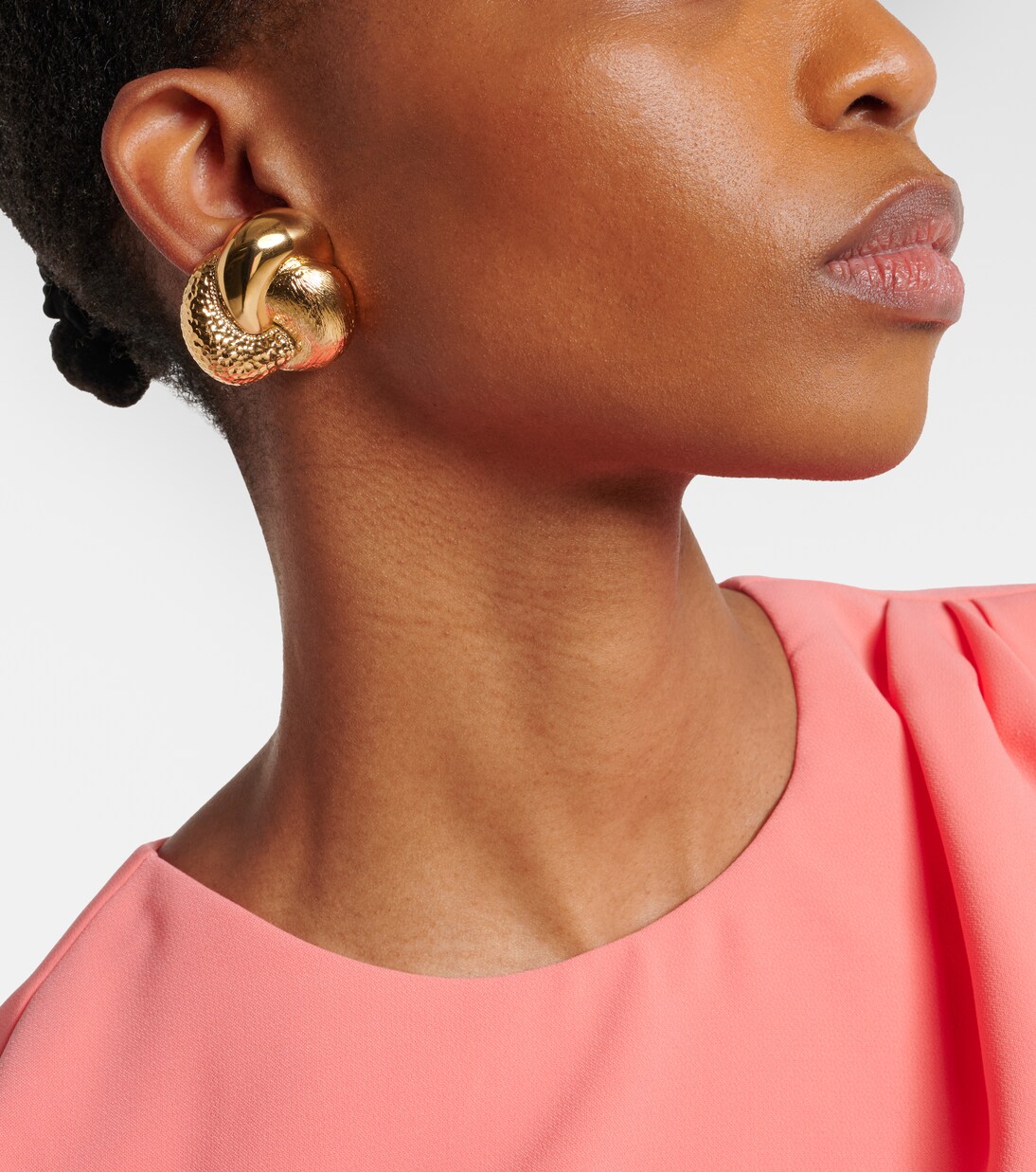 Clip-on earrings  | Carolina Herrera