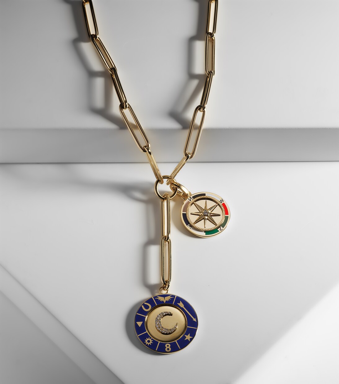 Collier Crescent & Internal Compass en or 18 ct et diamants | FoundRae