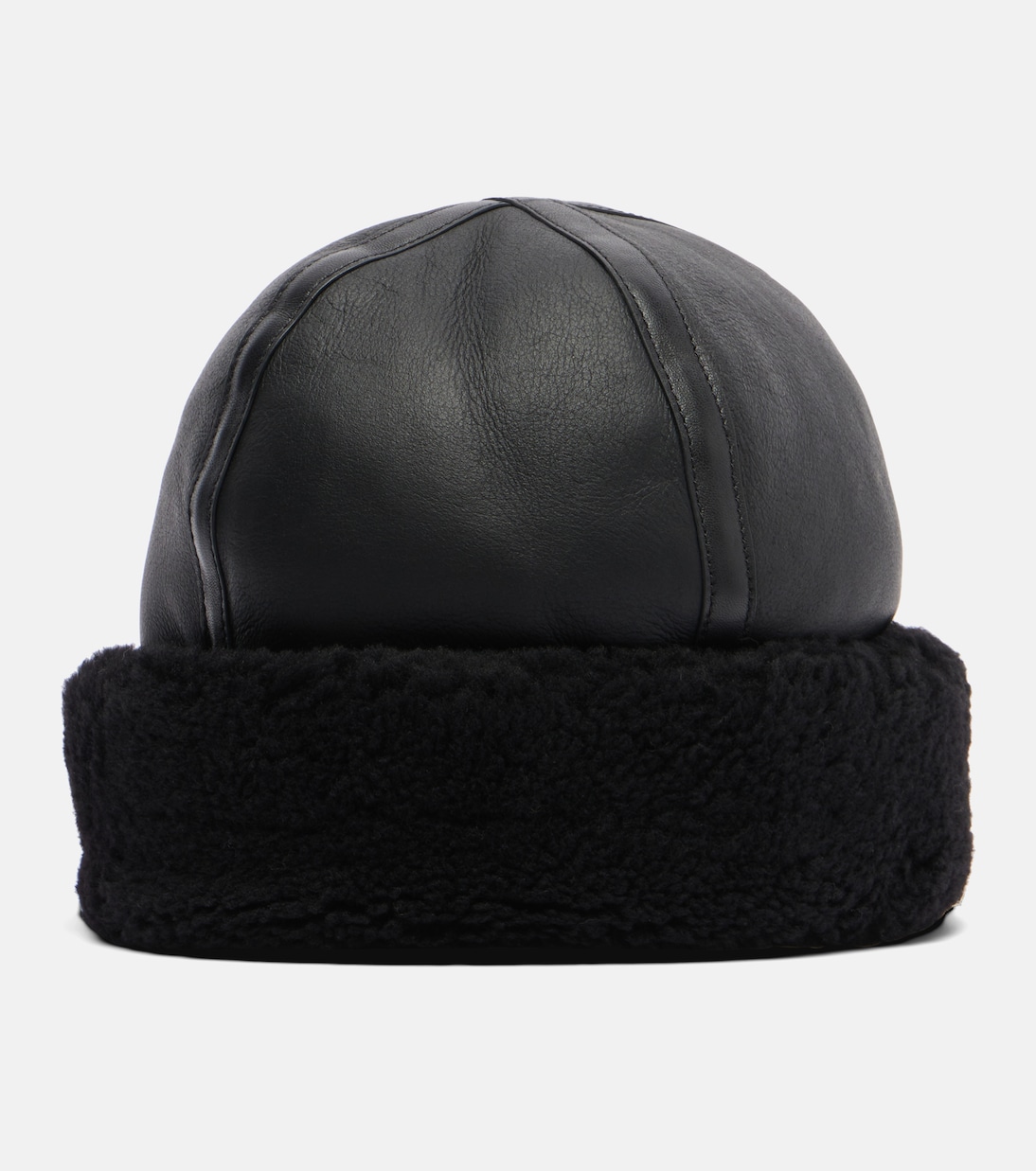 Shearling-trimmed leather hat | Toteme