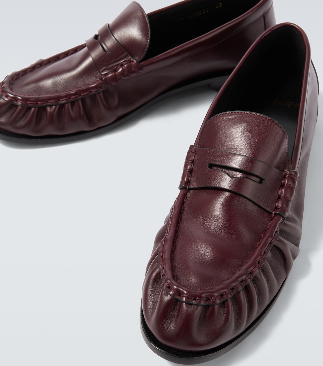 Le Loafer Supple 레더 페니 로퍼 | Saint Laurent