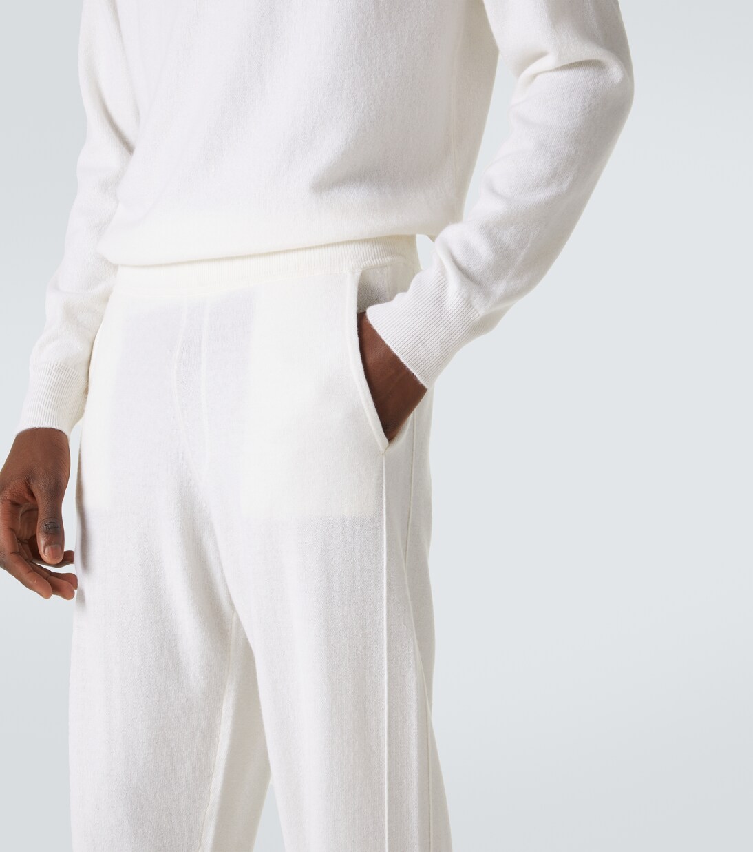 بنطلون رياضي من الصوف والكشمير | Allude