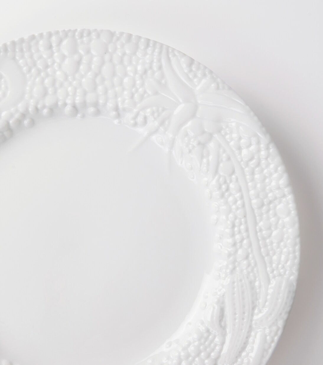 Haas Mojave charger plate | L'Objet