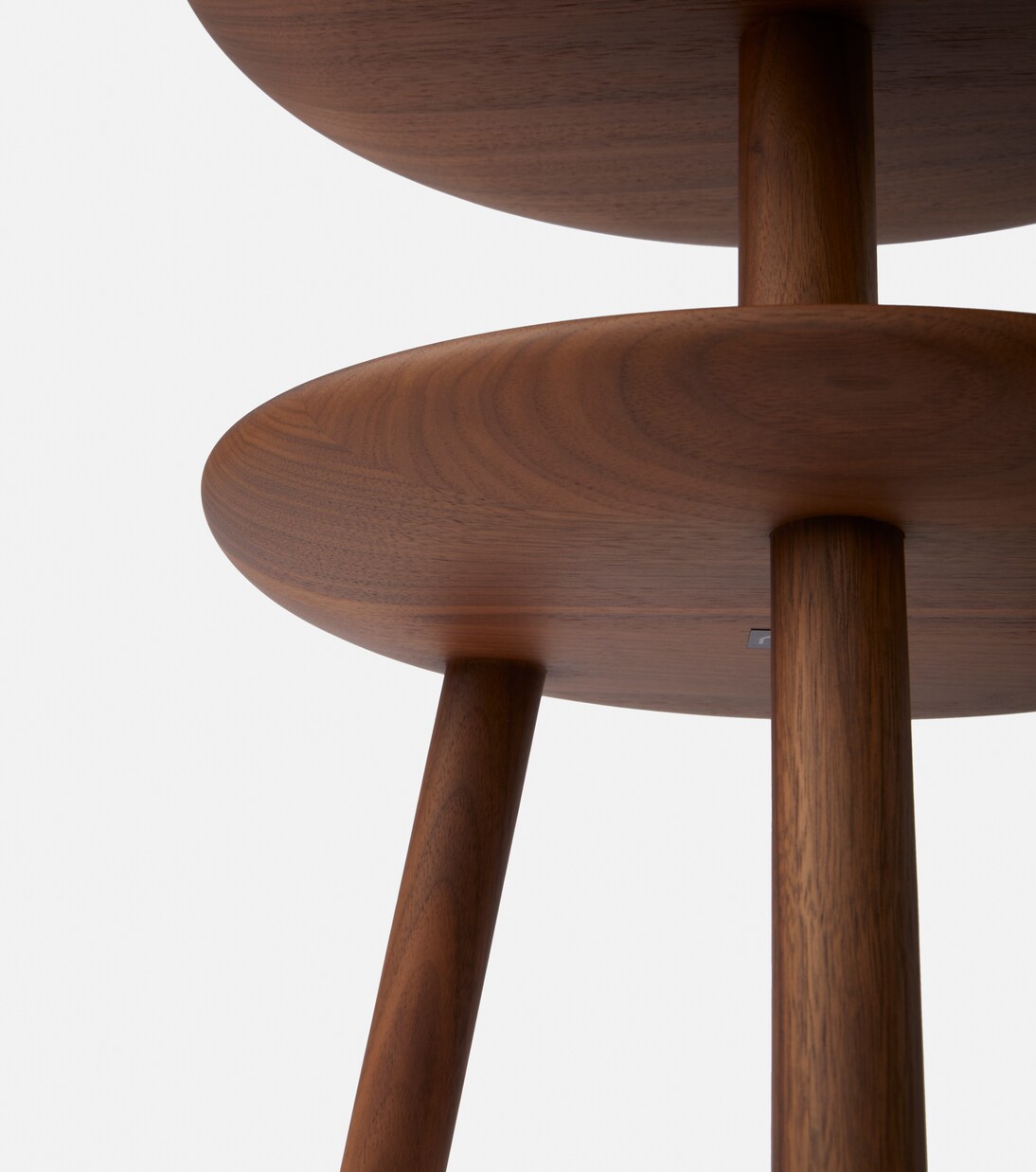 Réaction Poétique walnut side table by Jaime Hayon | Cassina