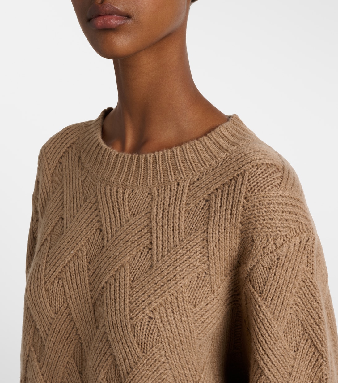 Oversized wool and cashmere sweater  | Jardin des Orangers