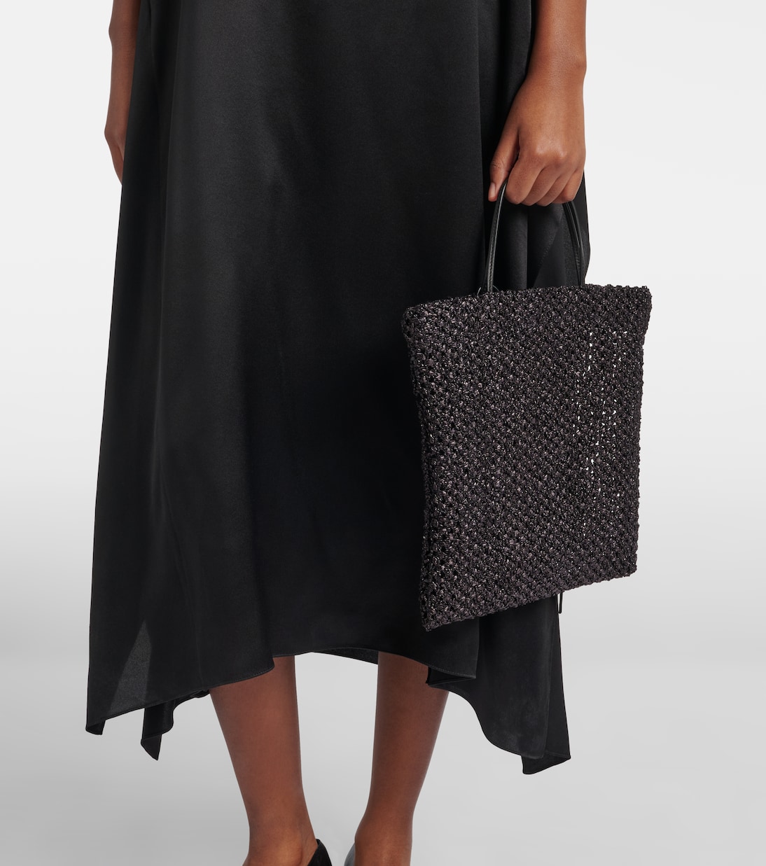 Tote Bag Barn Small aus Raffiabast | The Row