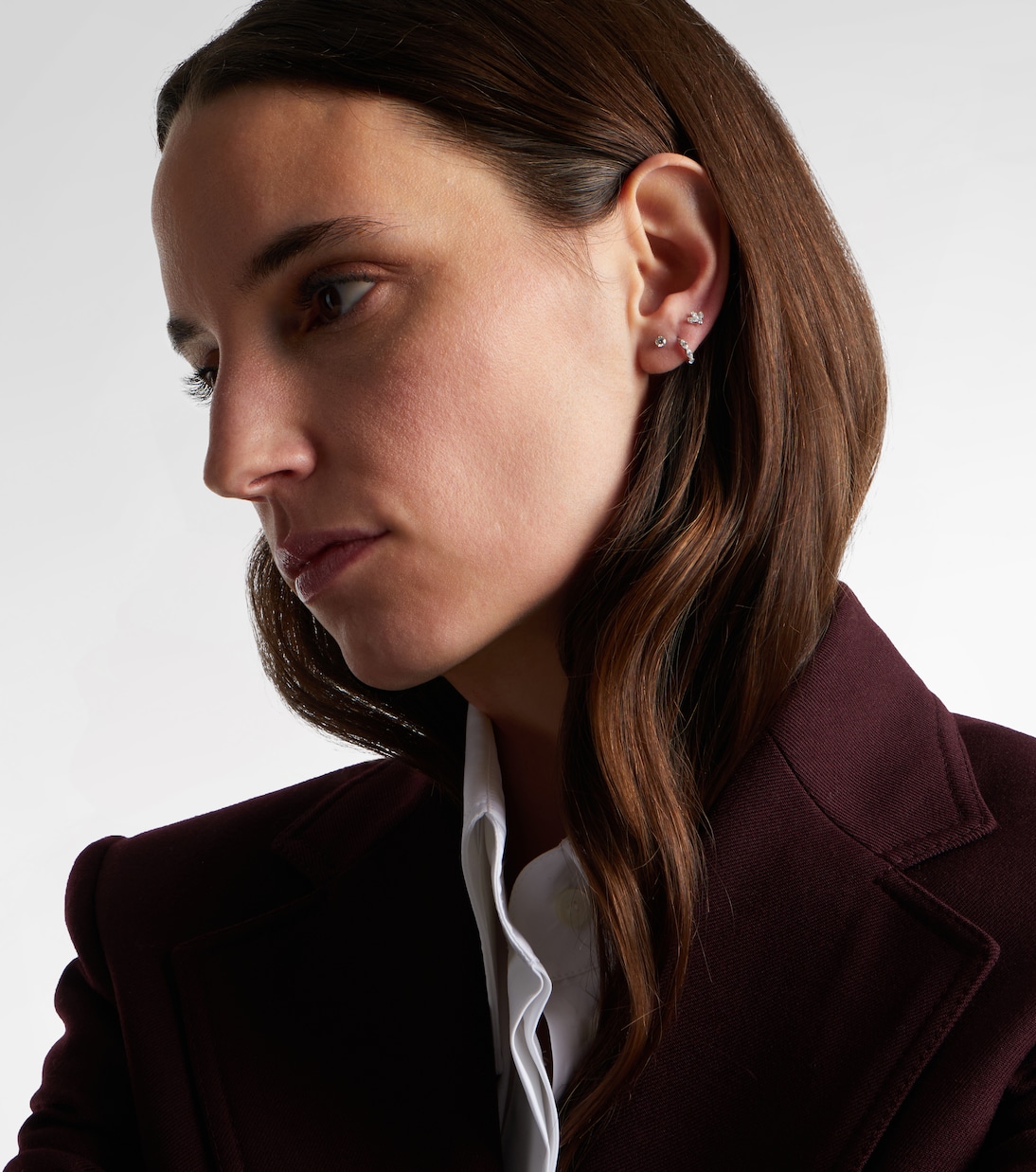 Einzelner Ohrring aus 18kt Weißgold (750/1000) mit Diamant | Maria Tash