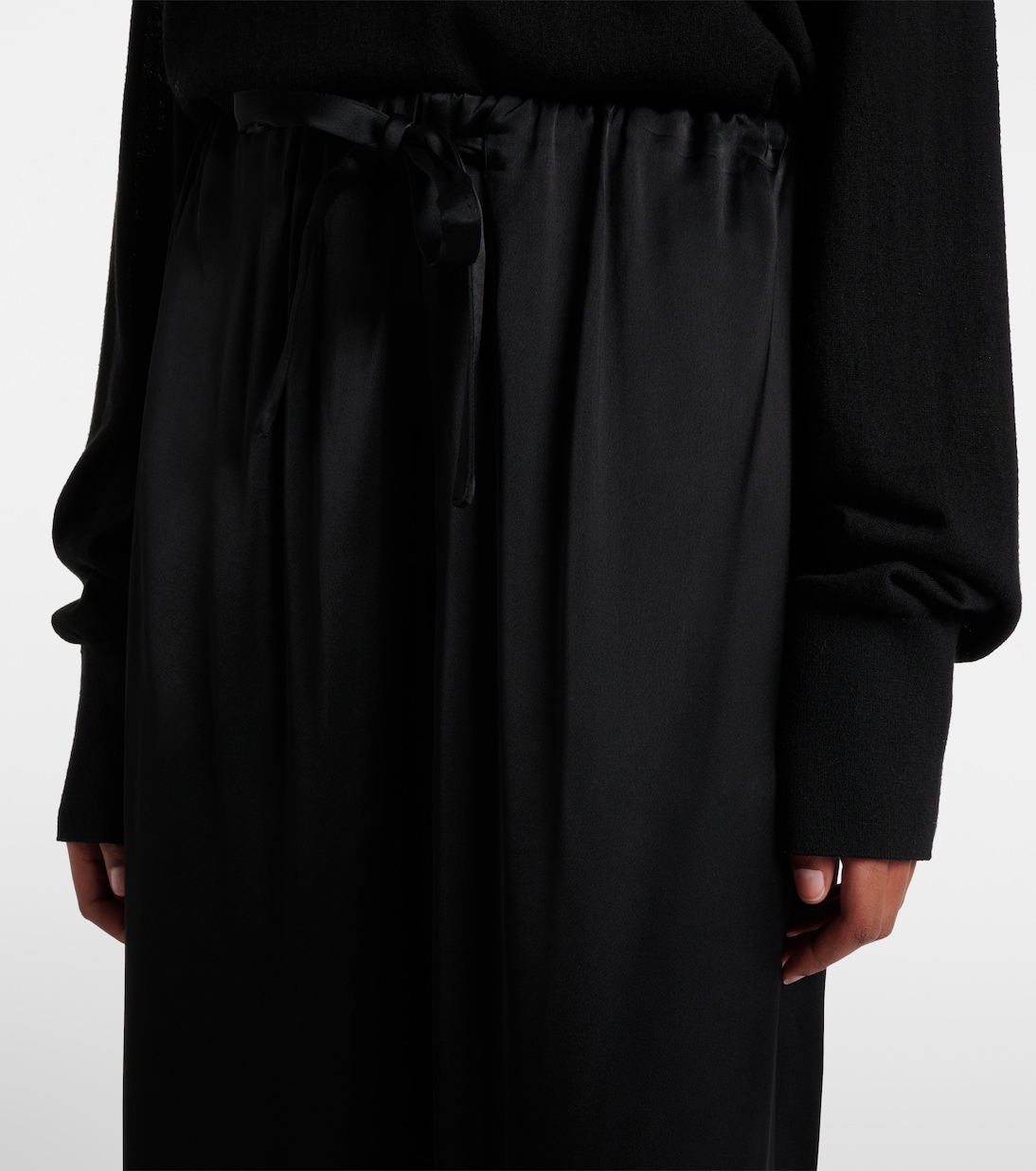 Pantalon ample en satin | Toteme