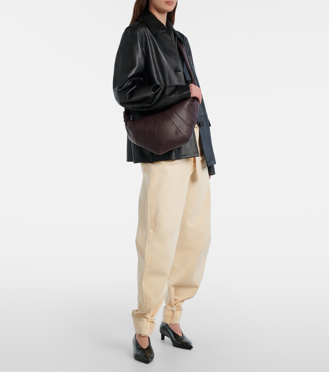 Croissant Medium leather shoulder bag | Lemaire