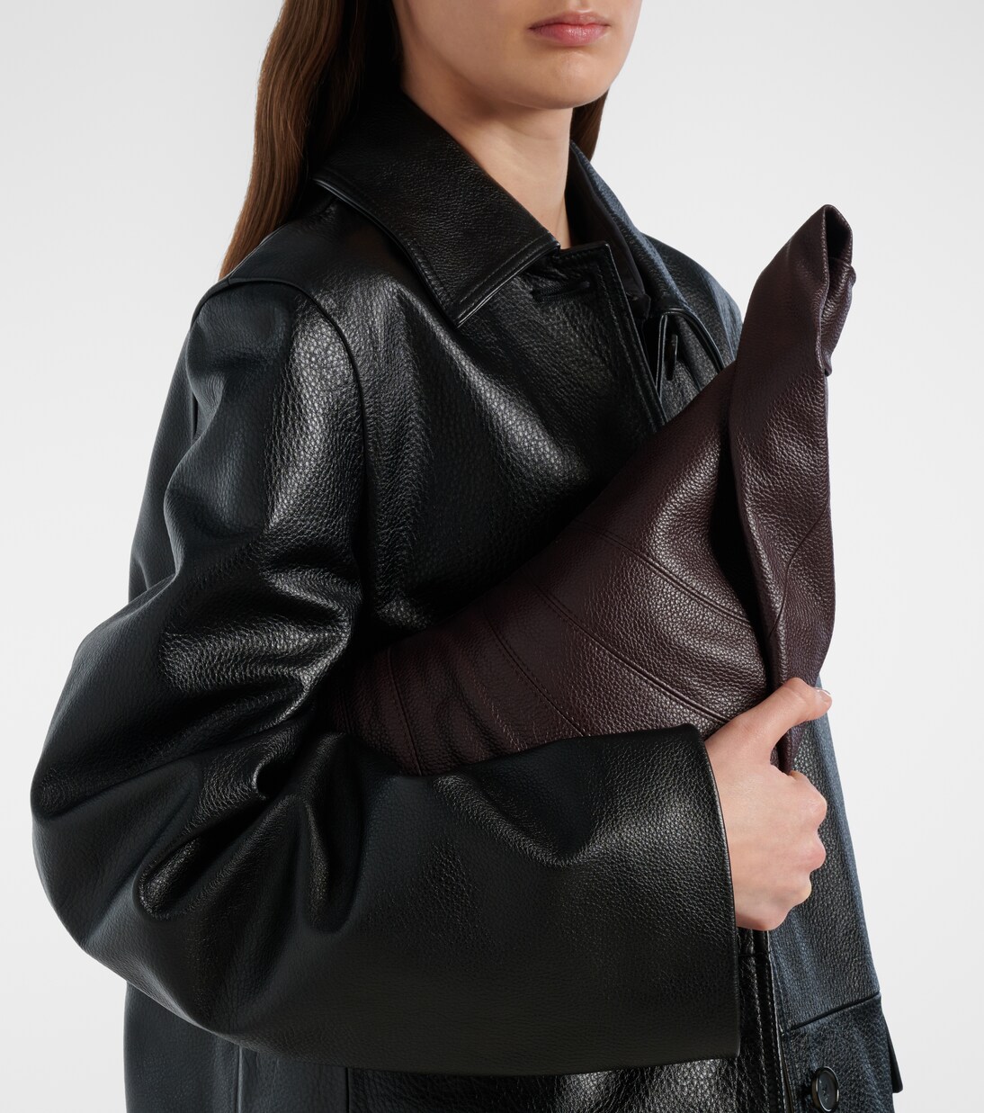 Croissant Medium leather shoulder bag | Lemaire
