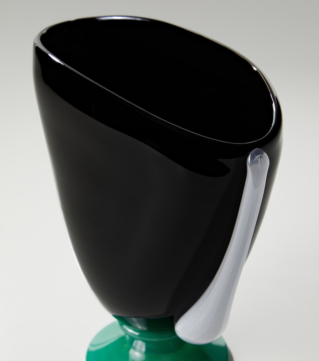 Karl glass vase | Akua Objects
