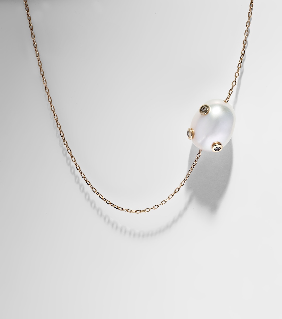 Bracelet en or 14 ct, perle baroque et diamants | Mateo