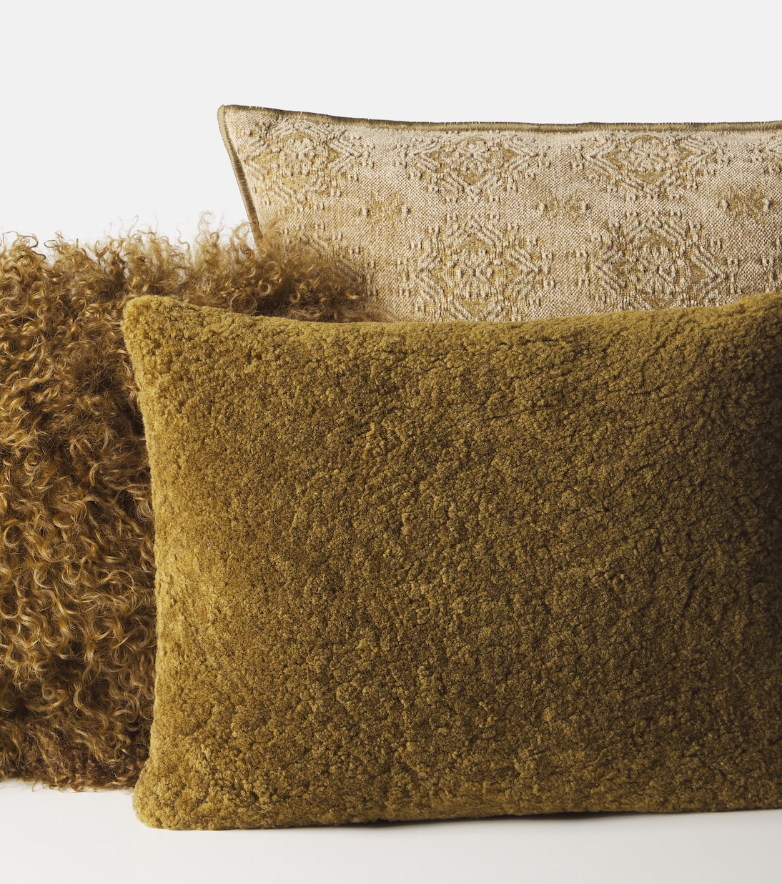 Shearling cushion | Maison de Vacances