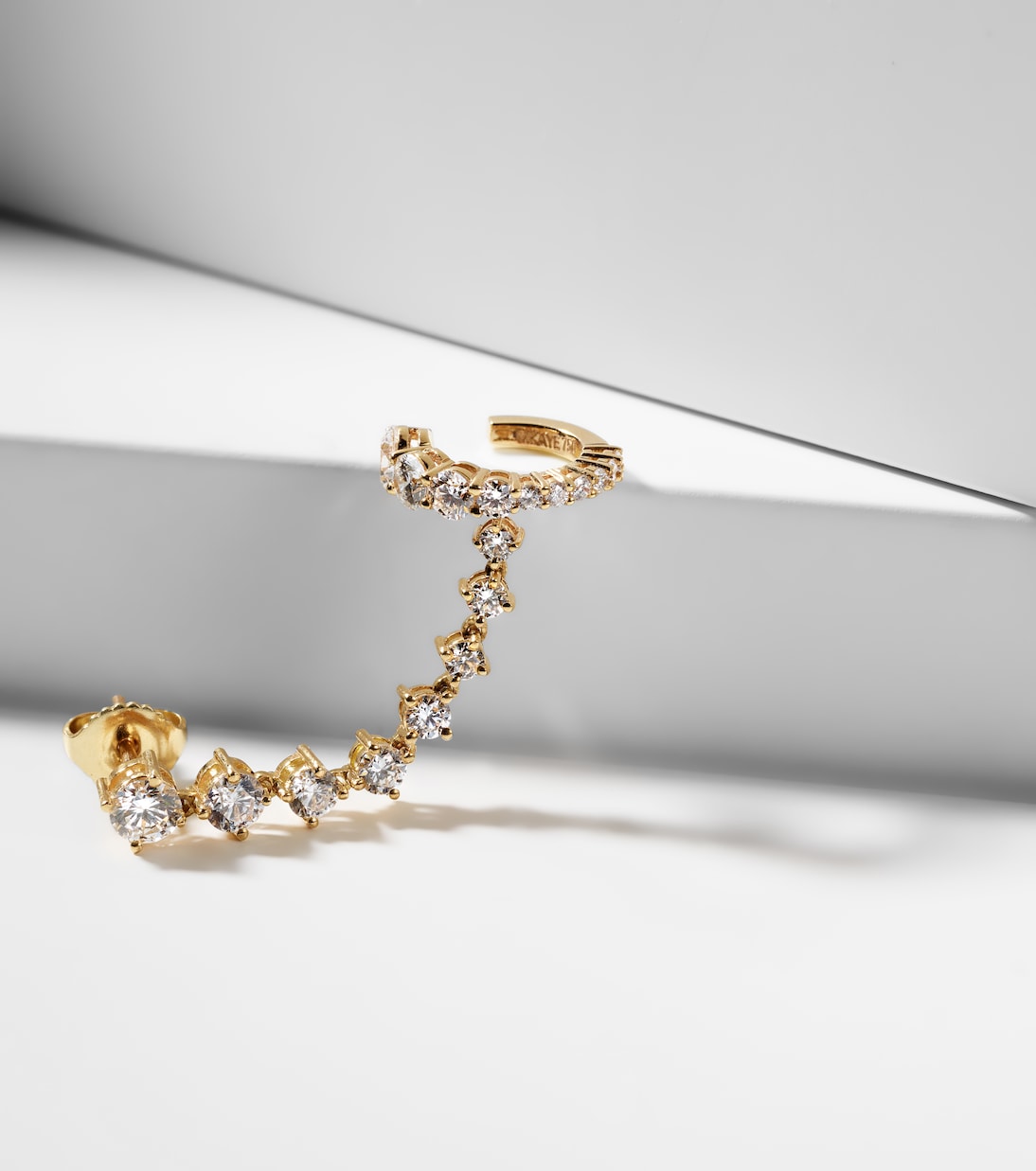 Einzelner Ohrring Sadie aus 18kt Gelbgold mit Diamanten | Melissa Kaye