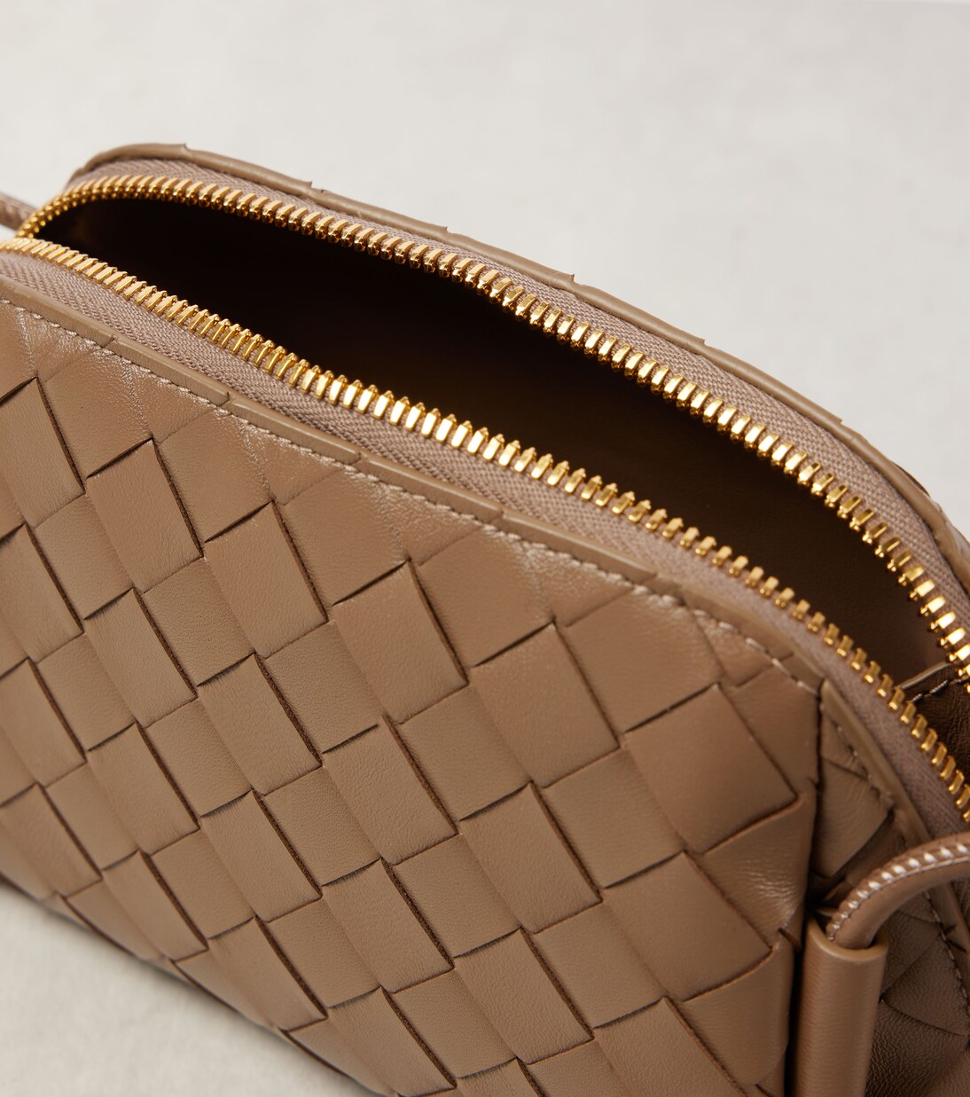 Pouch Concert Mini de piel Intrecciato | Bottega Veneta