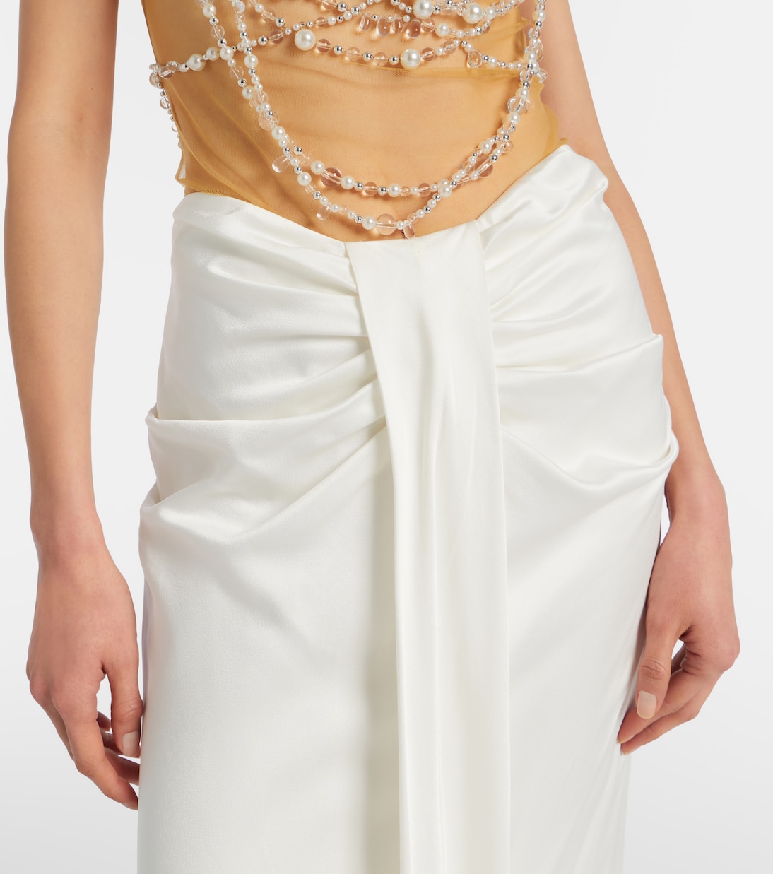 Verzierte Robe Zsa Zsa | Clio Peppiatt