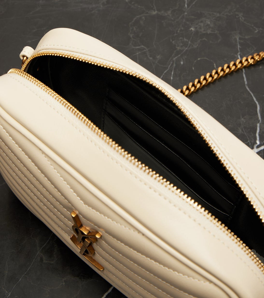 Schultertasche Lou Mini aus Matelassé-Leder | Saint Laurent