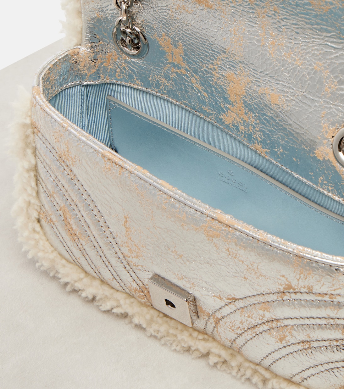 GG Marmont Medium metallic leather shoulder bag | Gucci