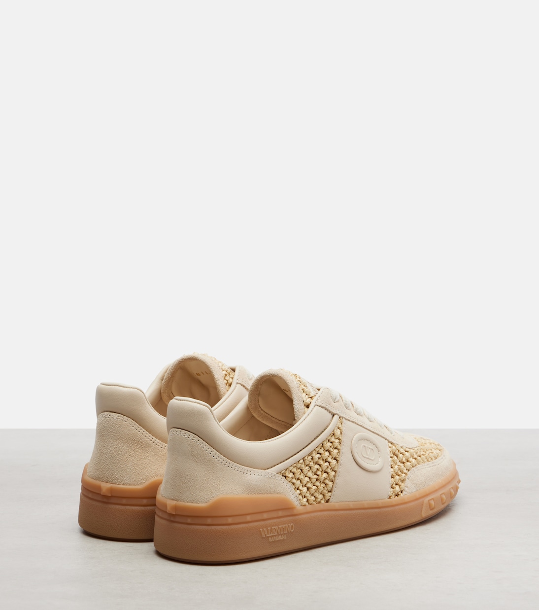 Sneakers VLogo in rafia con pelle | Valentino Garavani