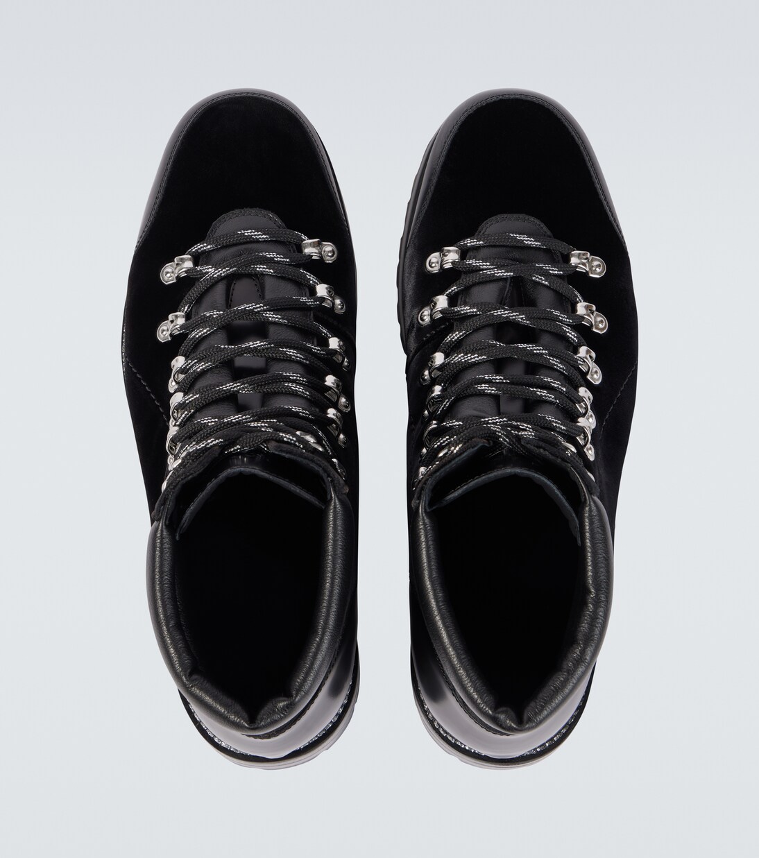 Schnürstiefel Janka aus Samt mit Leder | Manolo Blahnik