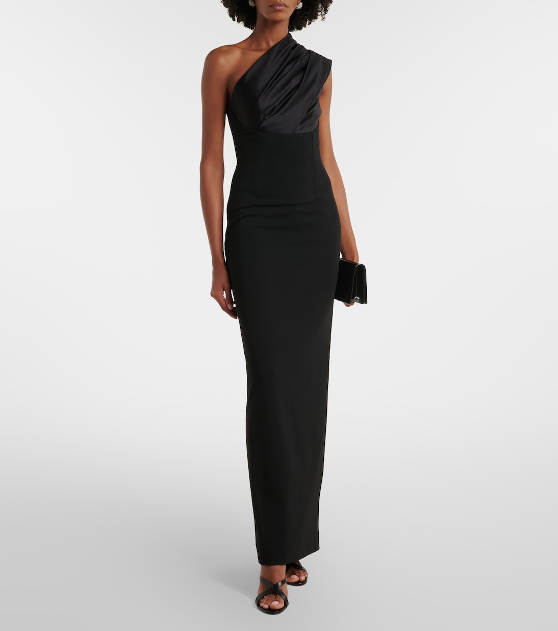 Robe Gracie asymétrique à finitions en satin | Solace London