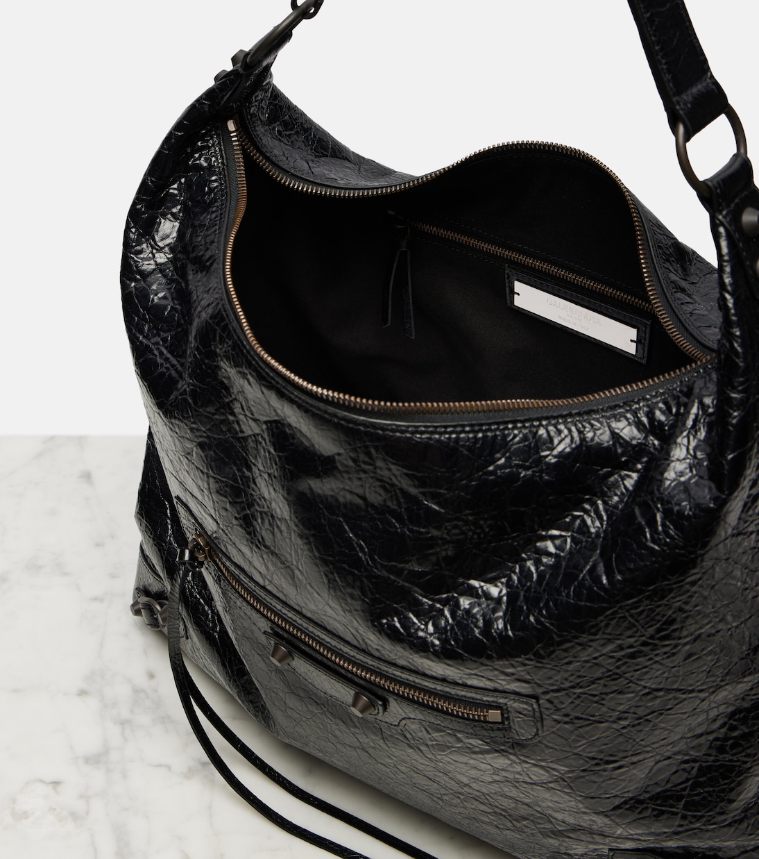 Le City Medium leather shoulder bag | Balenciaga