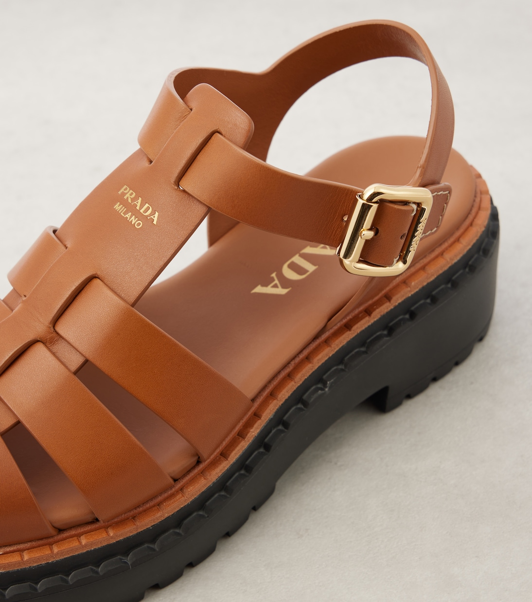 Plateausandalen aus Leder | Prada