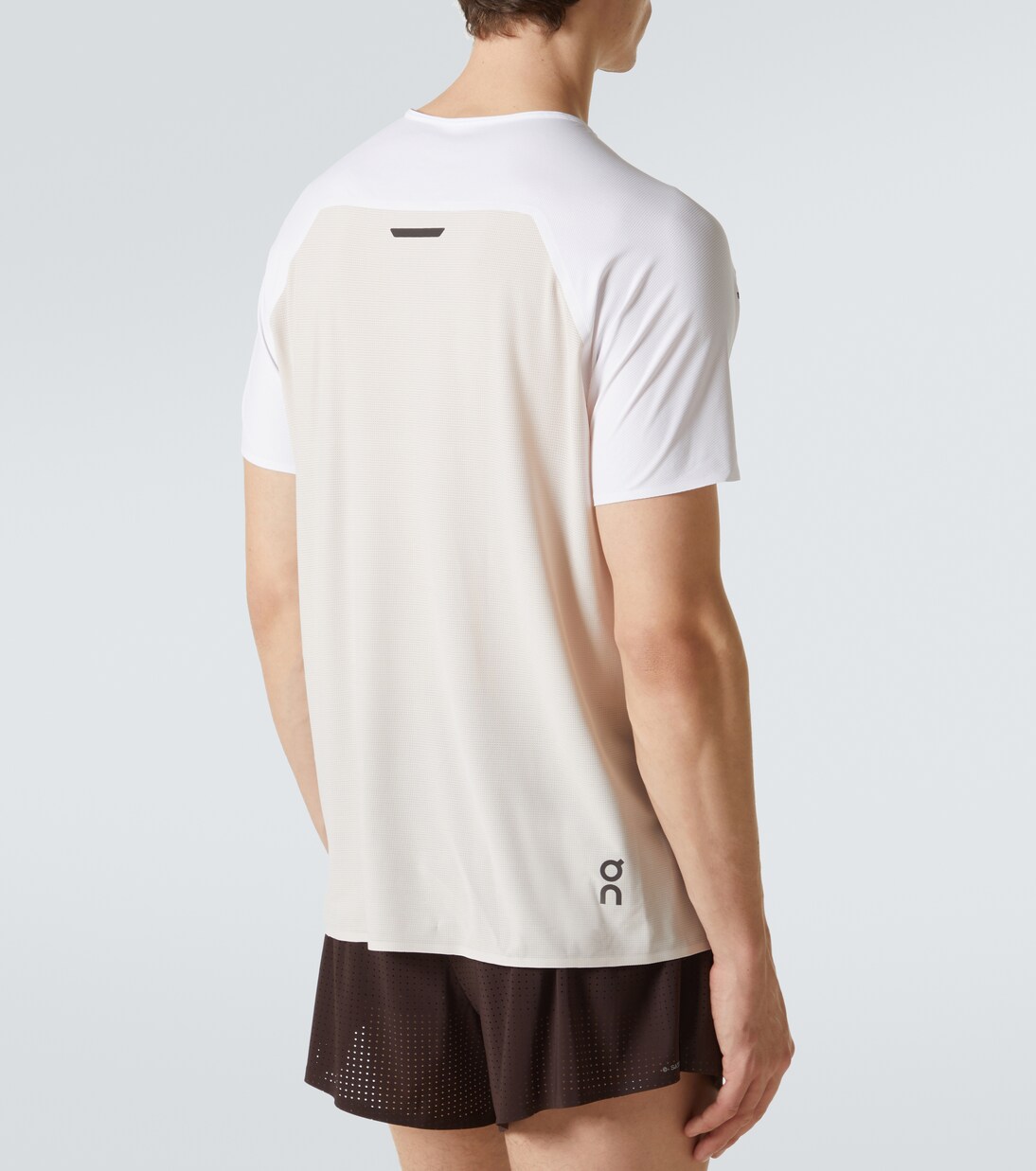 T-shirt Performance in tessuto tecnico | On