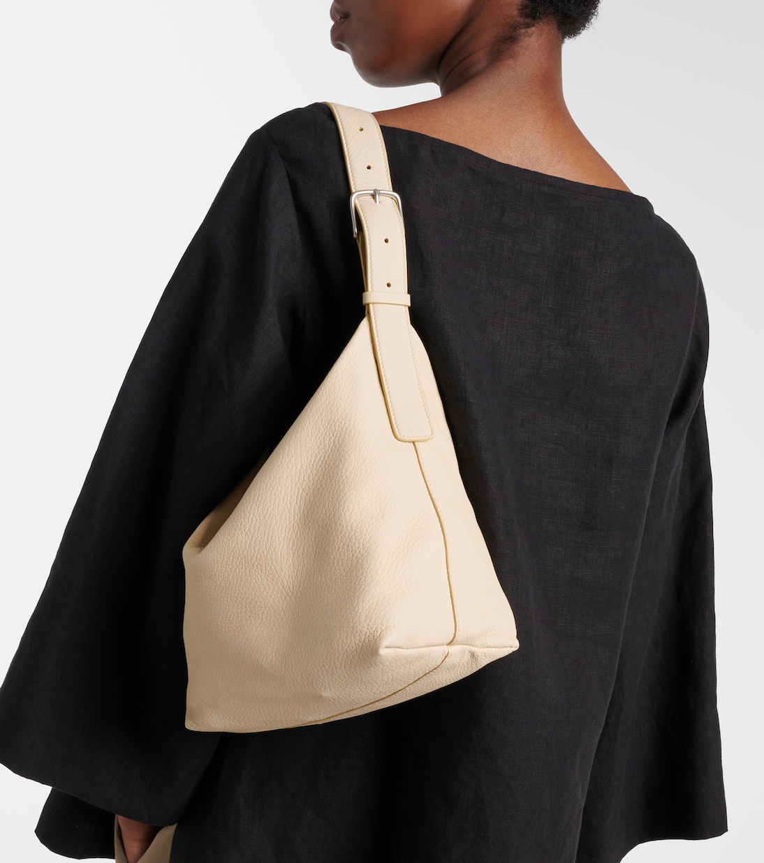 Schultertasche Isa aus Leder | The Row