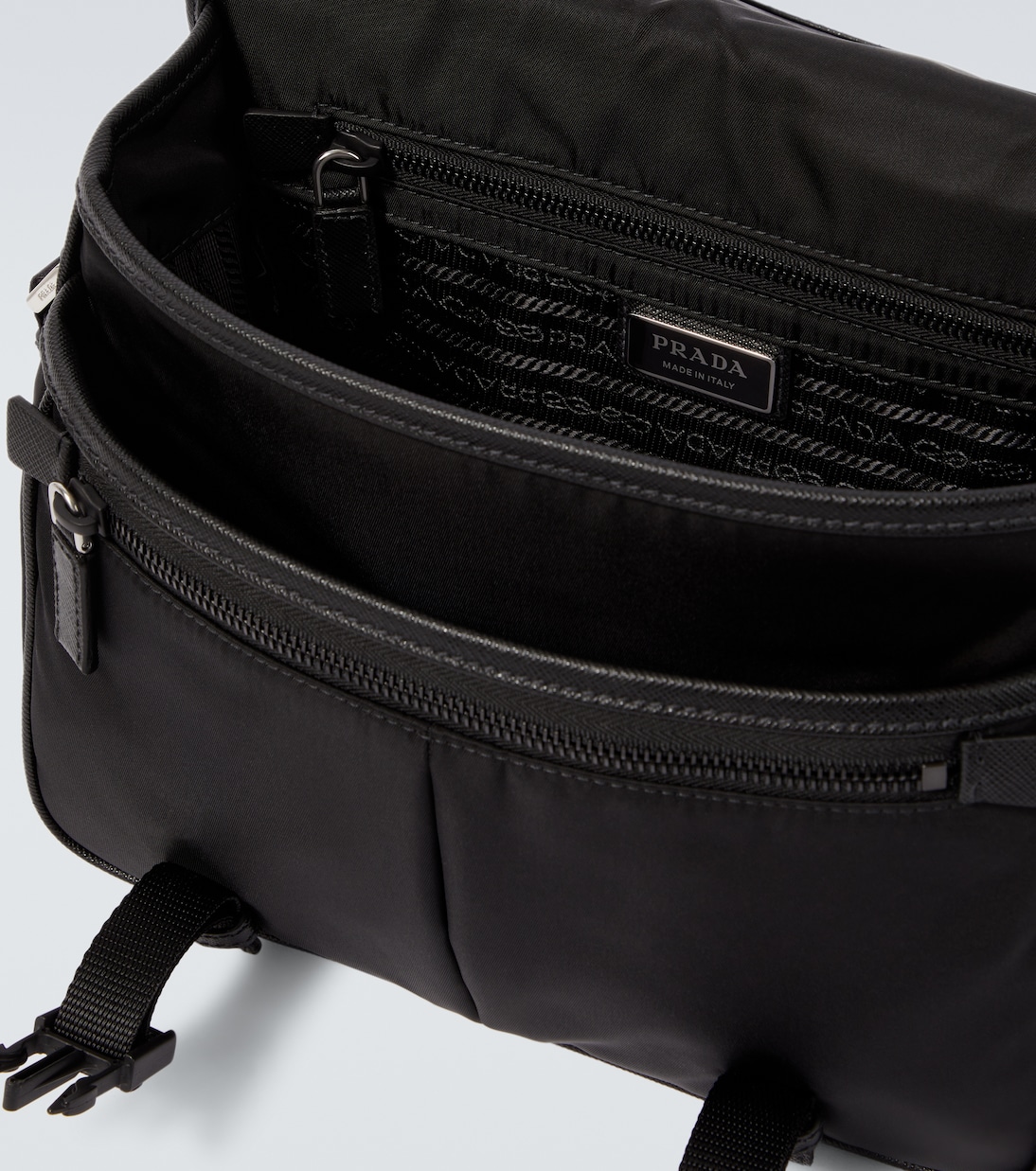 Messenger Bag aus Re-Nylon mit Leder | Prada