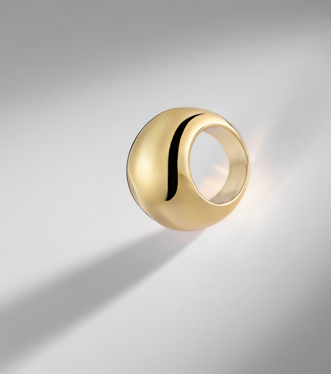 Anello Dylan bagnato in oro 10kt | Jennifer Fisher