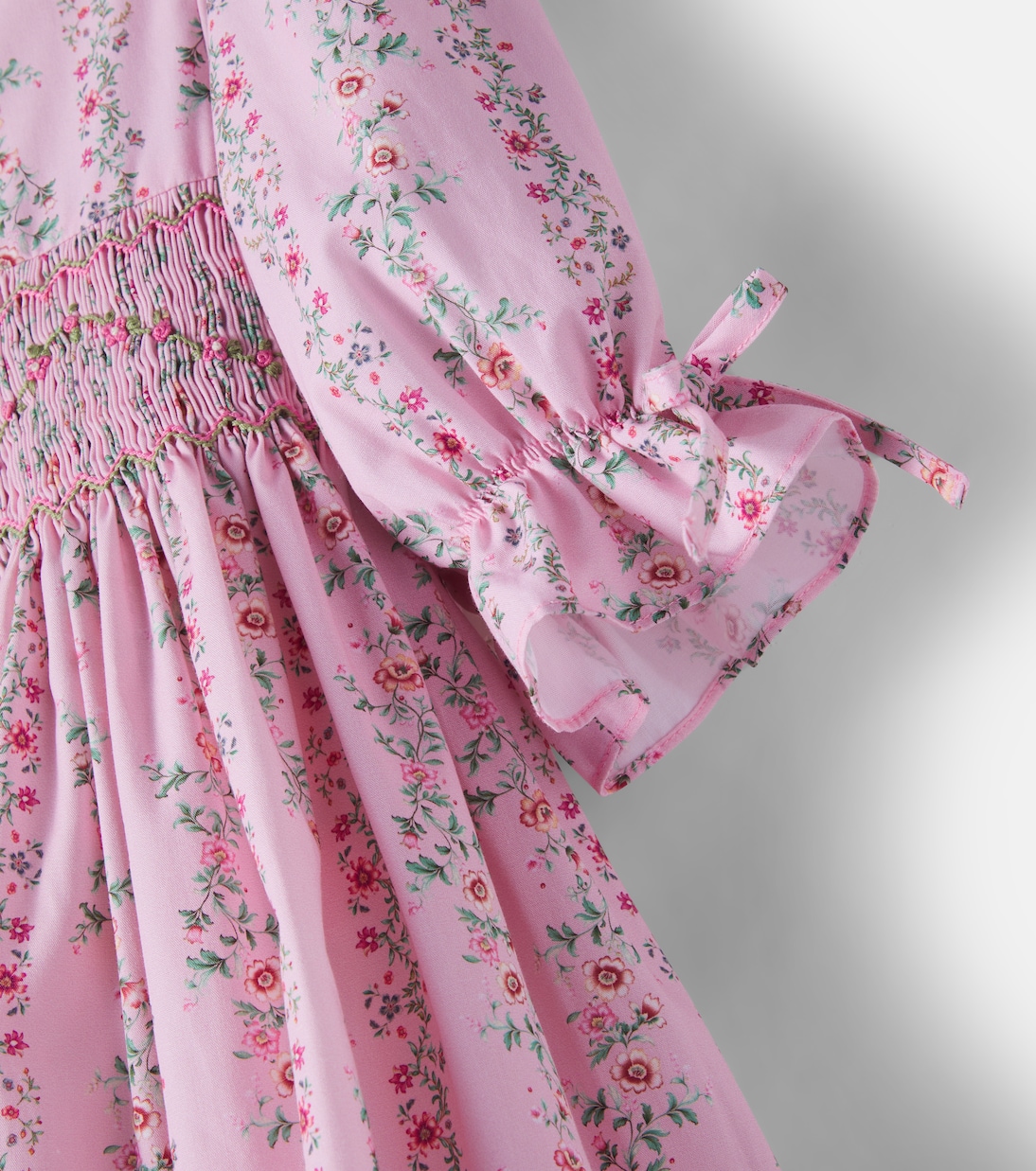 Abito Penelope in cotone a punto smock con stampa floreale | La Coqueta