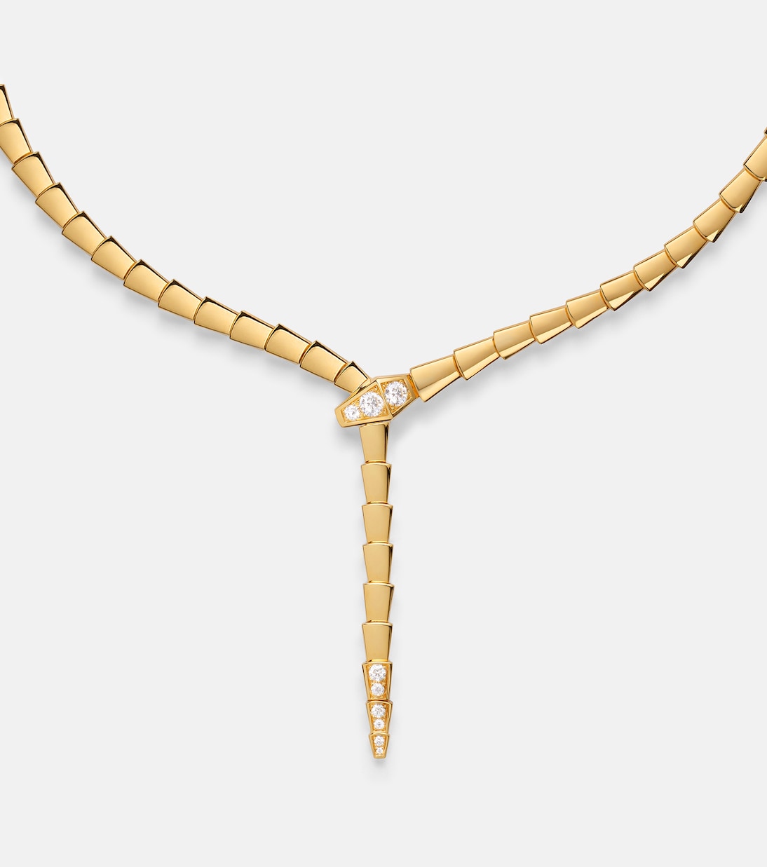 Serpenti Viper 18kt gold necklace with diamonds | Bvlgari
