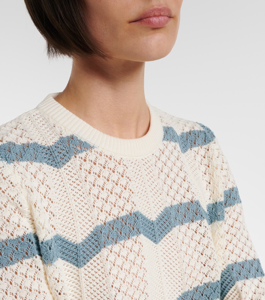 Chevron crochet cropped cotton sweater | La DoubleJ