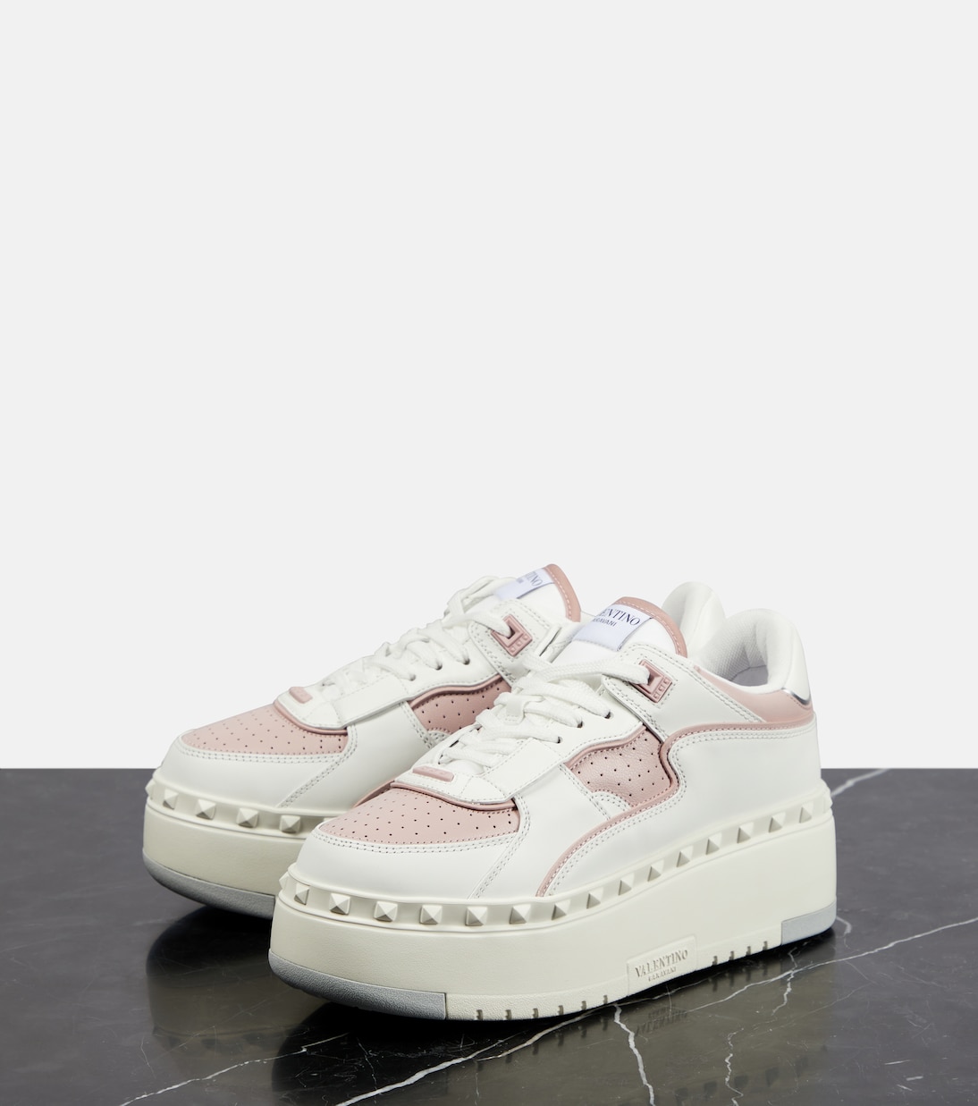 Plateau-Sneakers Freedots XL aus Leder | Valentino Garavani