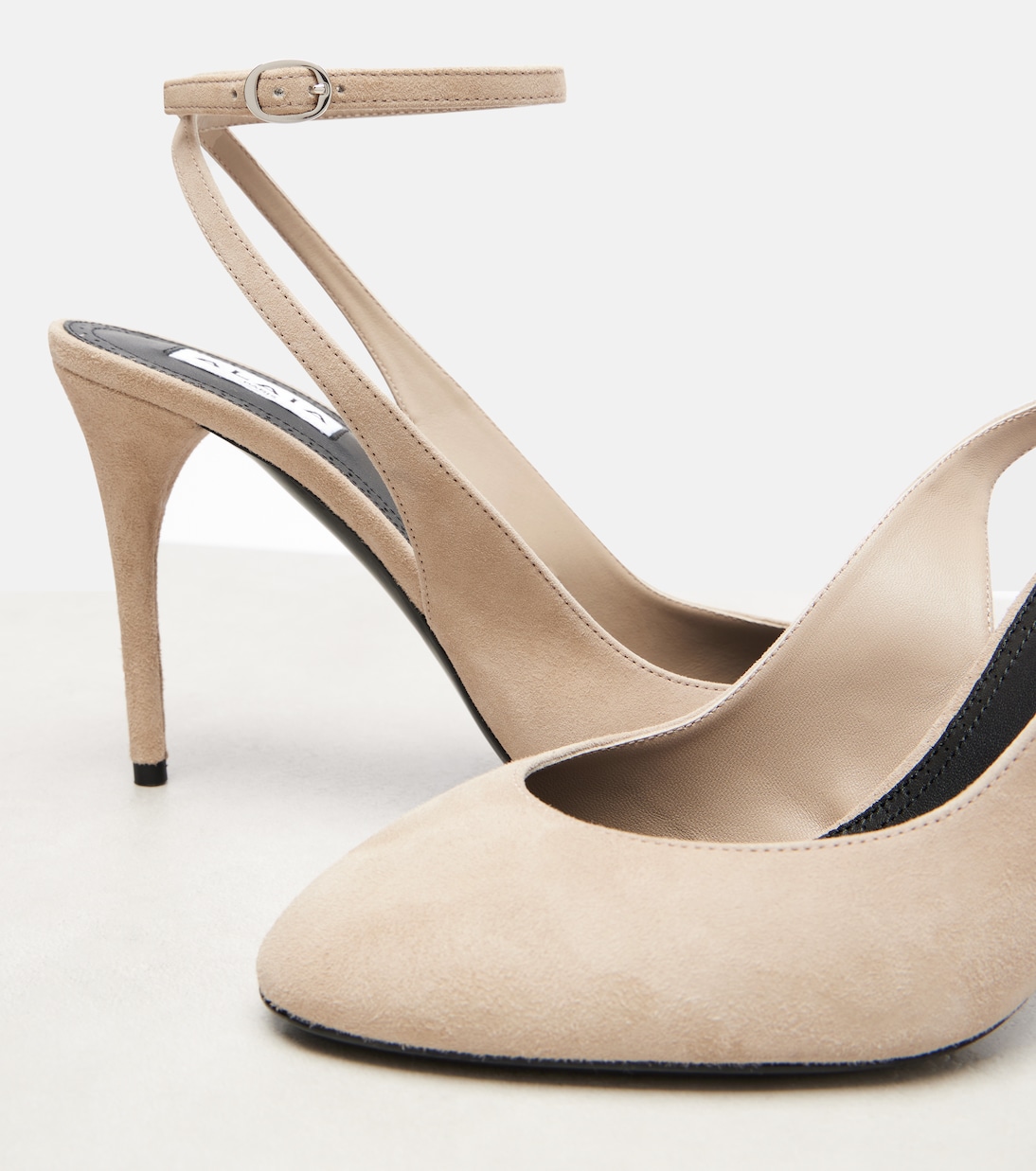 Escarpins Decolette 90 en daim | Alaïa
