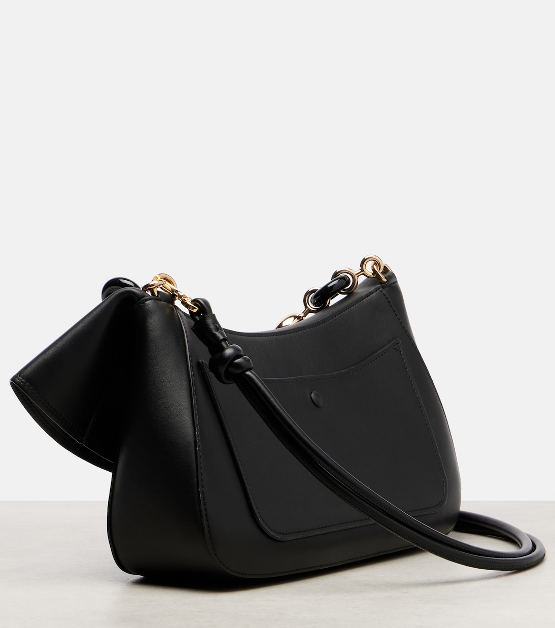 Schultertasche Ola Medium aus Leder | Loewe