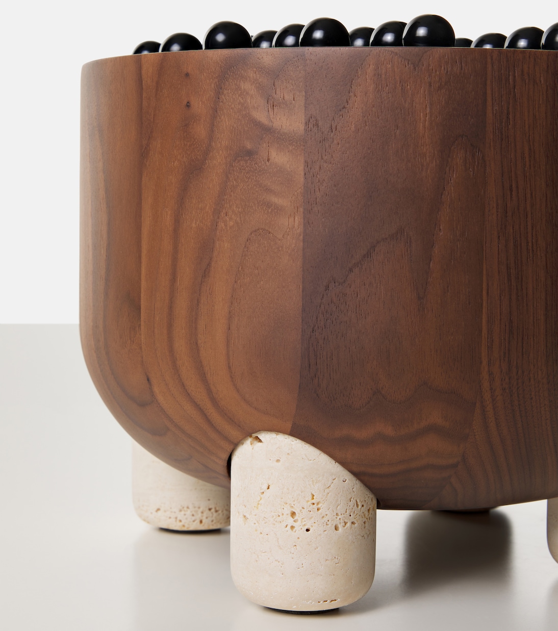 Mocambo Peg walnut solitaire set | Giobagnara