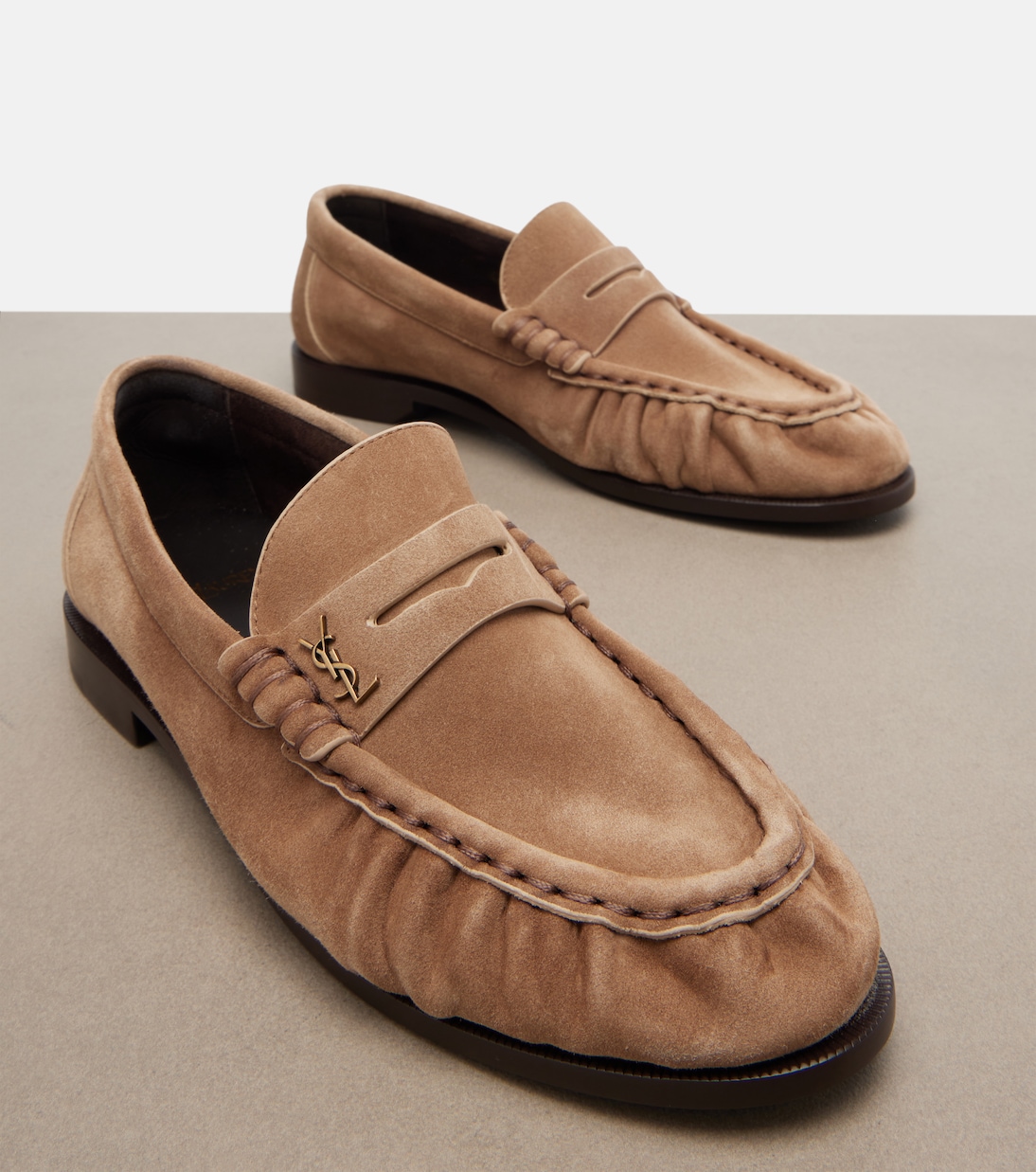 Loafers Le Loafer aus Veloursleder | Saint Laurent
