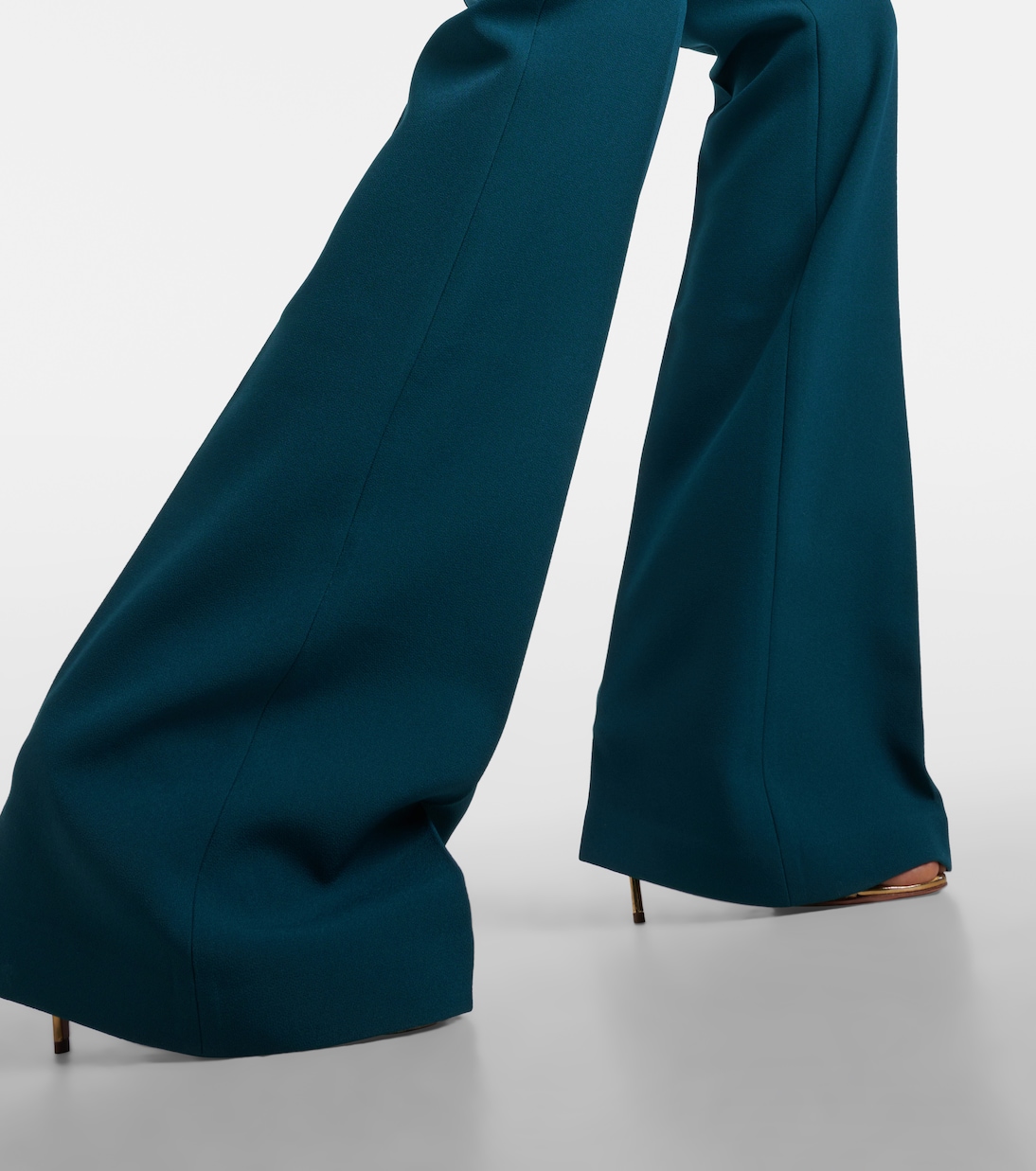 Pantaloni flared Alexa in crêpe | Safiyaa