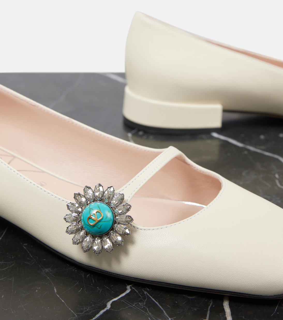 Verzierte Mary-Jane-Pumps Preshoes aus Leder | Valentino Garavani