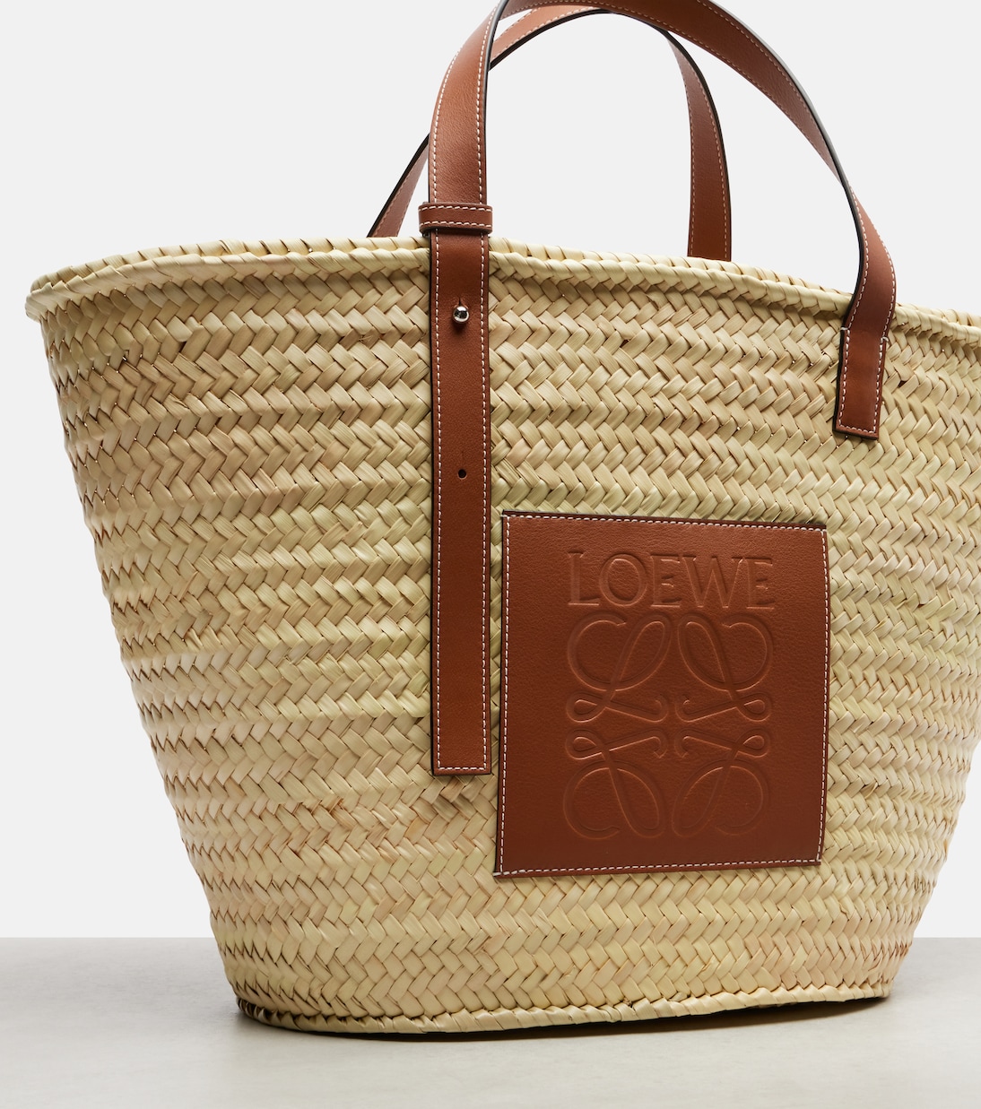 Anagram Large leather-trimmed basket bag | Loewe
