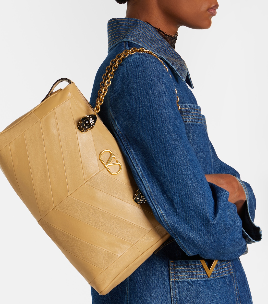 Schultertasche Panthea VLogo aus Leder | Valentino Garavani