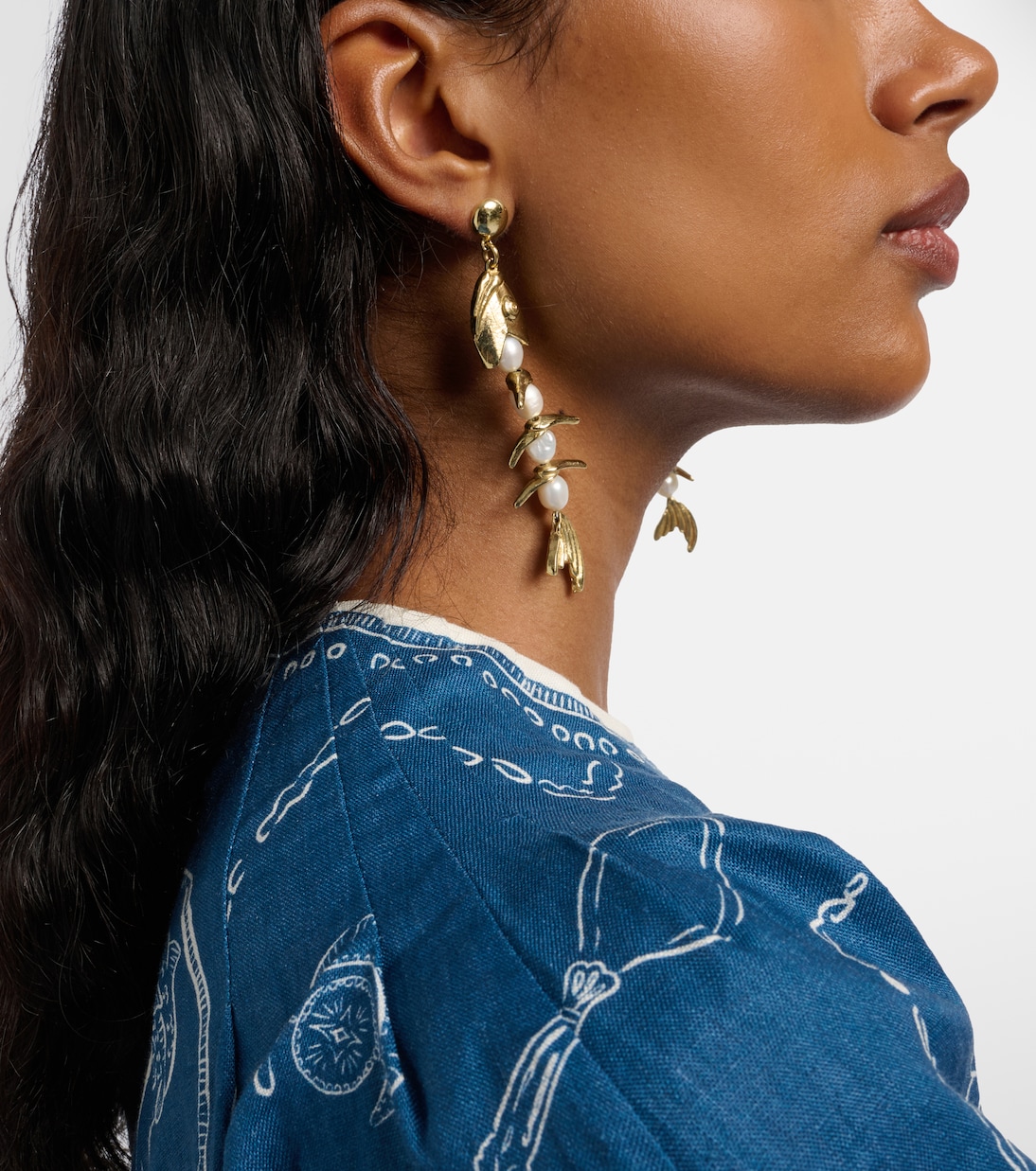 Boucles d'oreilles pendantes Calypso à ornement | Alémais