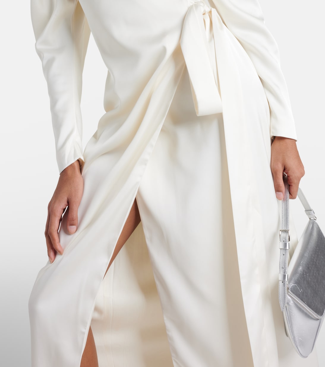 Wickelkleid aus Satin | Rotate