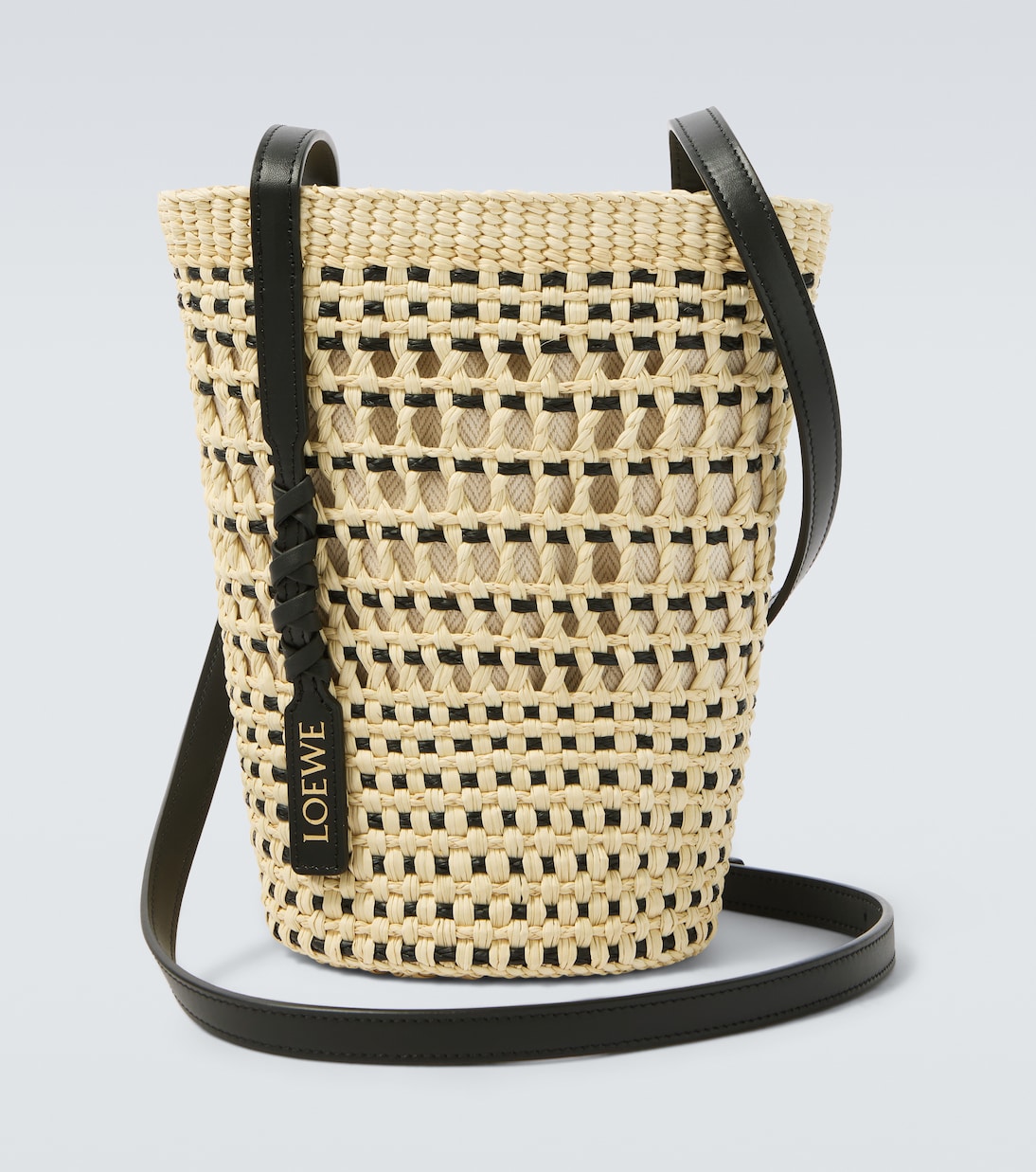 Paula's Ibiza Schultertasche mit Lederbesatz | Loewe