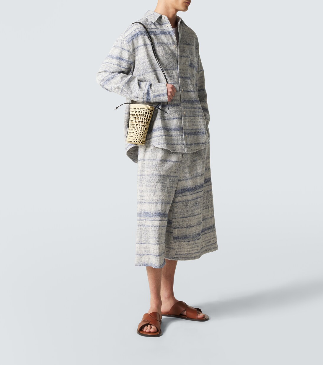 Paula's Ibiza Schultertasche mit Lederbesatz | Loewe