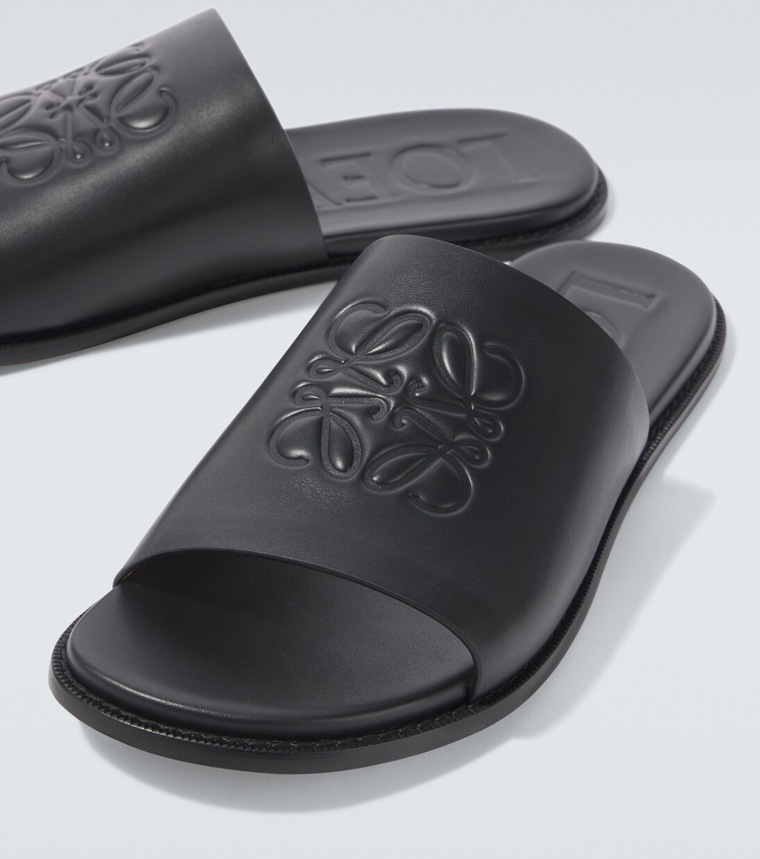 Paula's Ibiza Flex Anagram leather slides | Loewe